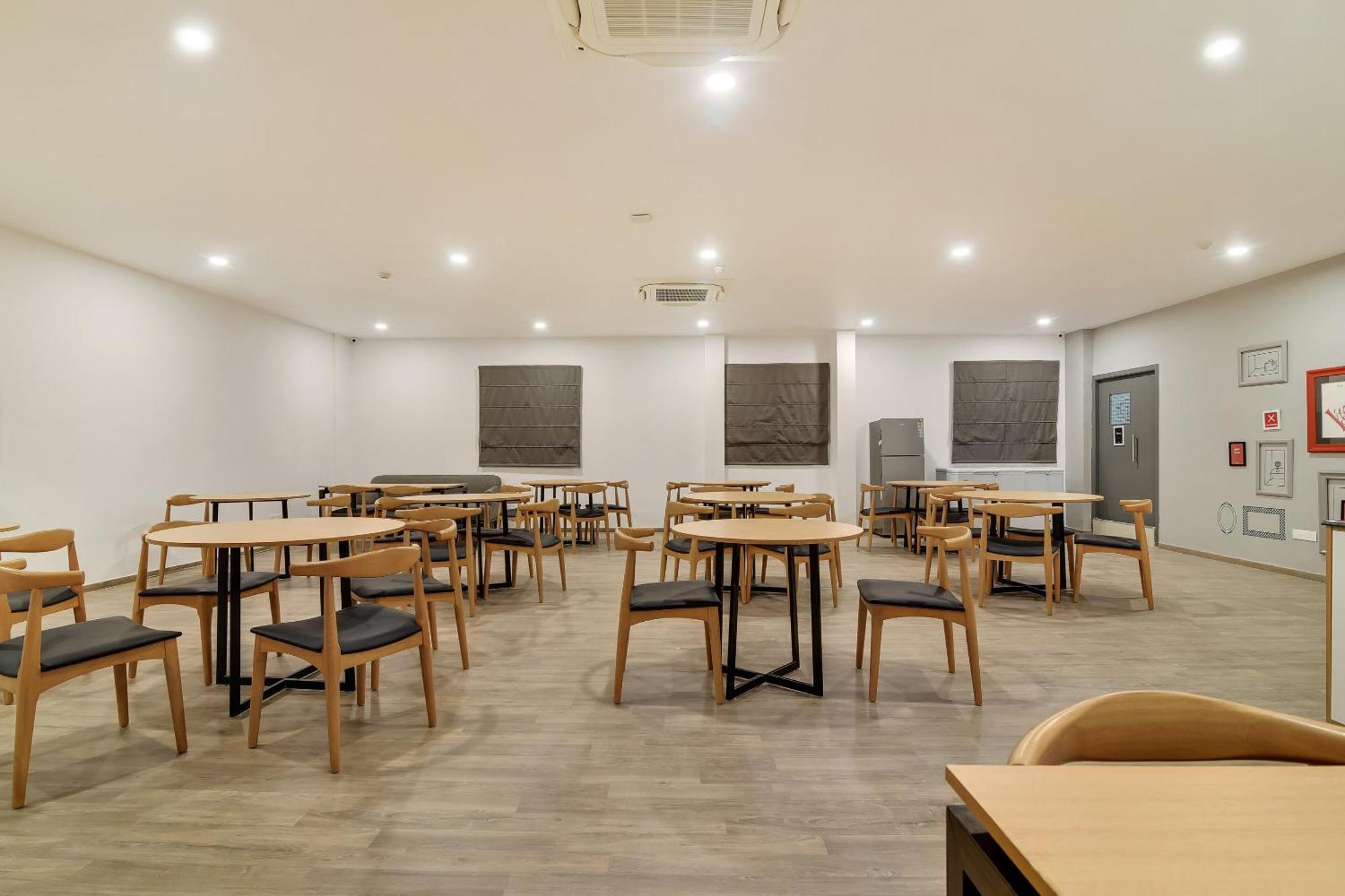 Townhouse Kovilambakkam Chennai Esterno foto