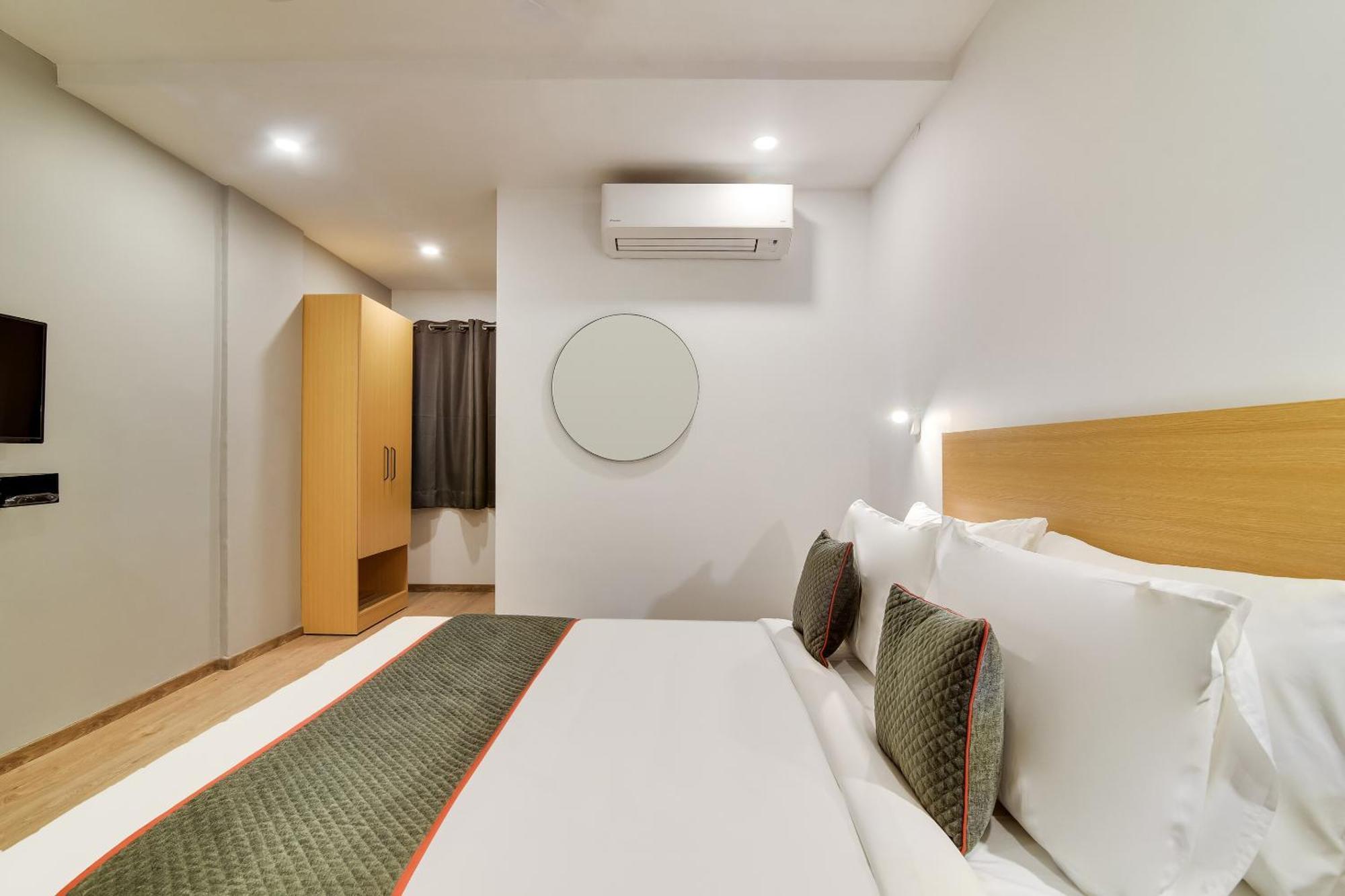 Townhouse Kovilambakkam Chennai Esterno foto